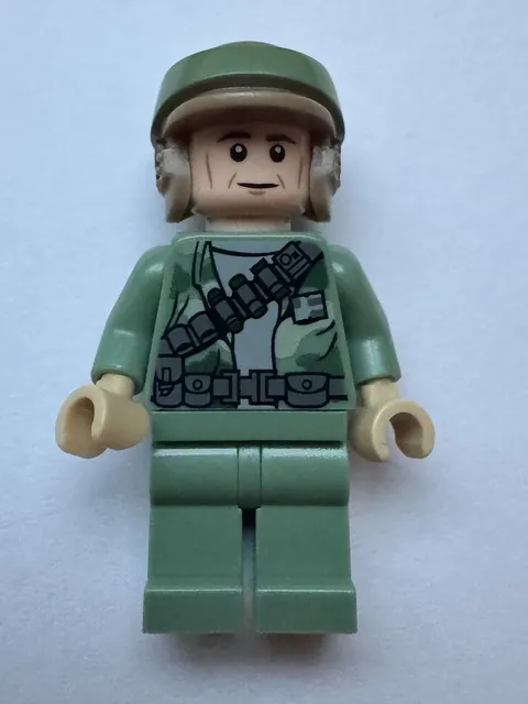 LEGO Star Wars Endor Rebel Trooper Minifigure sw0368 9489 Genuine