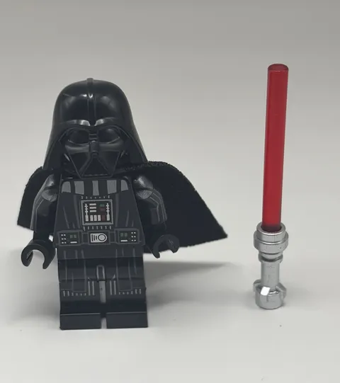 Lego Star Wars Minifigure SW1249 Darth Vader**VERY GOOD NOT MINT WITH LIGHTSABER