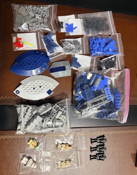 LEGO Star Wars: Armored Assault Tank AAT 8018 missing 1 sticker, 3 arms replaced