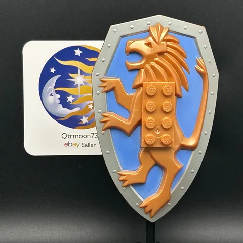 LEGO Brand KNIGHTS KINGDOM Large Figure KING MATHIAS Shield PART ~53347~ LION x1