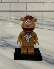 LEGO The Muppets Fozzie Bear Minifigure With Base Only Displayed