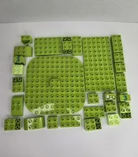 Lego DUPLO Lot of 28 GREEN Bricks Various Pieces Plates Part Piece Shapes
