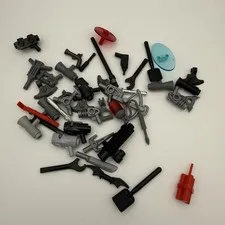 Lego Minifig Weapons And Tools  Assorted Lot 40 pieces 005