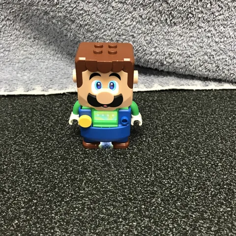 LEGO Super Mario Interactive Talking Luigi Figure Minifigure 71387