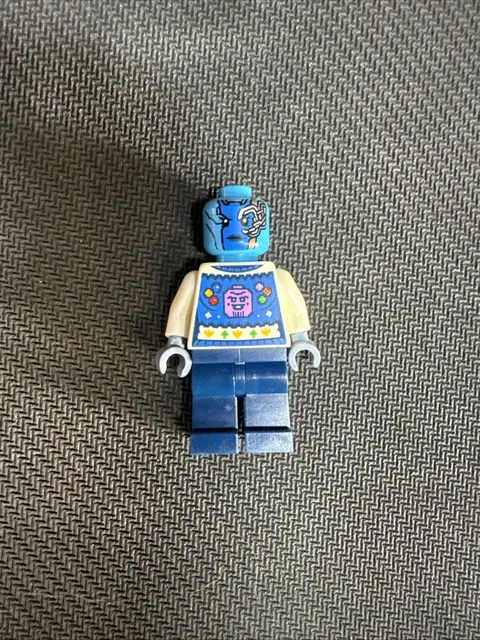 LEGO Marvel Guardians of the Galaxy Holiday Sweater Nebula Minifigure