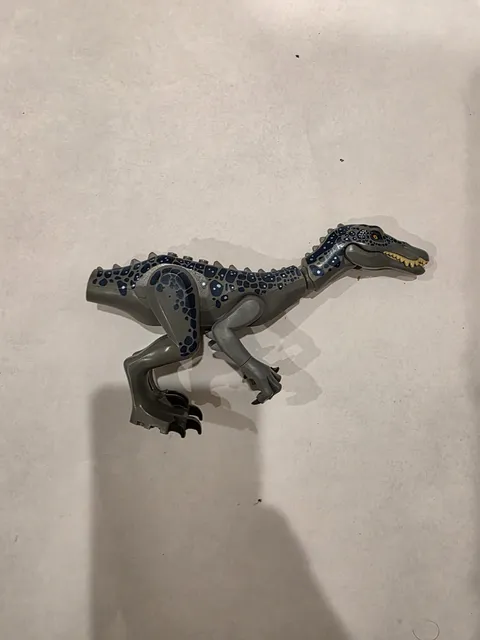 Jurassic World Gray/Blue Baryonyx Custom Lego Dinosaur Figure 75935
