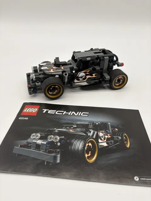 LEGO Technic 42046 Getaway Racer Hot Rod Car Pull Back Complete w Manual No Box