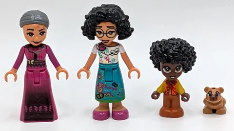 Lego Disney Encanto Mini Dolls Abuela Alma Anotnio Mirabel Chispi Madrigal 43202