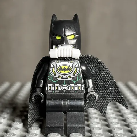 LEGO DC Super Heroes Batman Gask Mask Armor Minifigure sh0279 - 1O