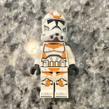 LEGO Star Wars Clone Trooper Minifigure White & Orange Armor with Helmet