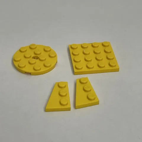Lego 43123 60474 3031 Yellow Replacement Add-on Pieces Parts Lot of 4