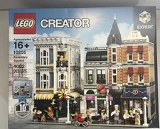 LEGO Creator Expert Assembly Square 10255 New Sealed Retired Modular Building