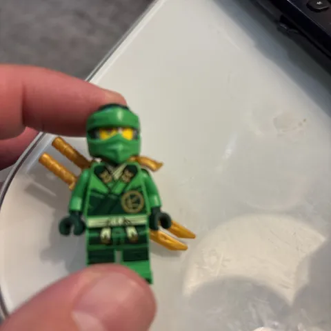 LEGO® Ninjago Lloyd Minifigure Dragons Rising Season 3 Green Ninja 71829 njo0929