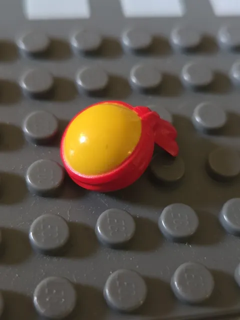 LEGO Minifigure with Bald Head and Red Bandana Pattern Yellow