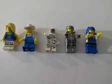 LEGO LOT Of MINIFIGURES 5 Random Minifigs. See Description. Toys.