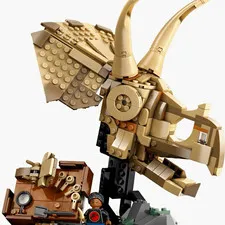 LEGO Jurassic World 76969 Triceratops Skull  (Should Be Complete)