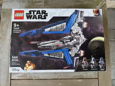 LEGO 75316 Star Wars Mandalorian Starfighter Gar Saxon Bo-Katan New & Sealed