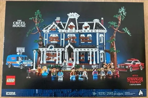 LEGO Icons Stranger Things The Creel House Set 11370, 2593 Pieces, 18+