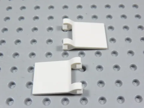 LEGO Lot of 2 White 2x2 Plates Flags w/ Clips BG