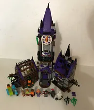 LEGO 2015 Scooby-Doo! 75904 Mystery Mansion - No Box/Broken Parts (Read Desc.)