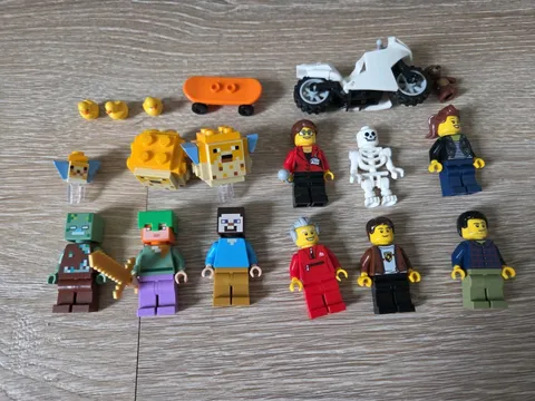 LEGO Lot Minifigure Minecraft city pirates