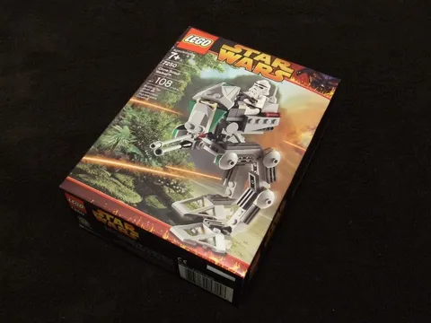* New * Lego Star Wars 7250 Clone Scout Walker - Sealed Box - Free Shipping -