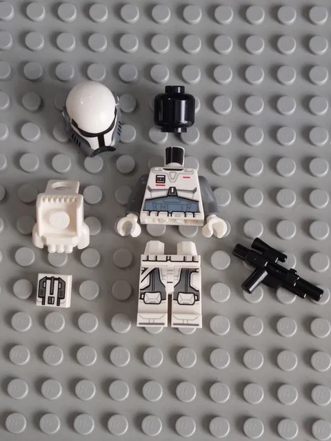 Lego 75373 Imperial Commando Minifigure with blaster - Unassembled - New