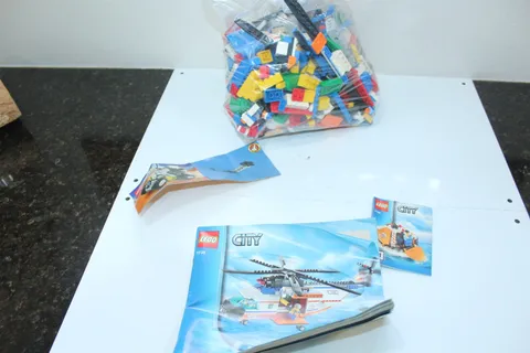 Vintage Lego's Mixed Lot Building Blocks Multi Color Miscellaneous Bag 2.5# - C