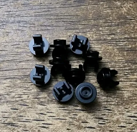 LEGO Black Plate, Round 1 x 1 with Clip on Bottom. QTY 10. Part No. 5264.