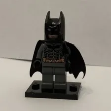 LEGO Batman Minifigure grey suit from 7884