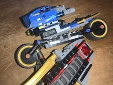 Lego Desert Lightning Bike 70622 INCOMPLETE READ DISCRIPTION