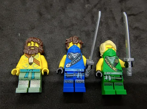 Lego Ninjago Lot of 3 Legacy Tournament of Elements minifigs Bolobo, Jay, LLOYD