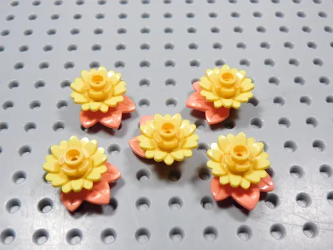 LEGO Lot of 5 Exotic Yellow Flower Coral Leaves Plants Minifig BT