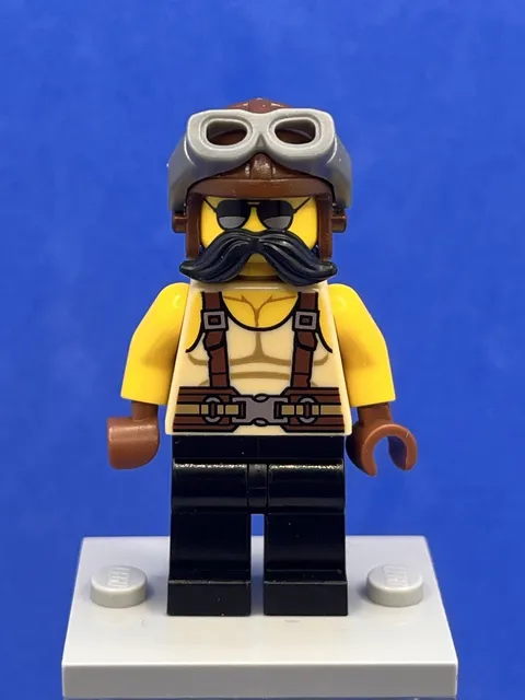 Man (Tan Tank Top, Moustache) twn379 - LEGO City