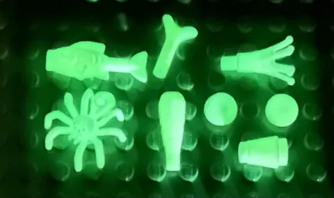 LEGO Lot of 8 NEW Glow in The Dark Animals, Accessories and Other RARE Pieces!