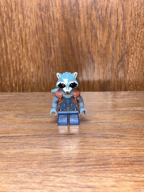 LEGO SUPER HERO MINIFIGURE FROM GUARDIANS OF THE GALAXY - ROCKET RACCOON