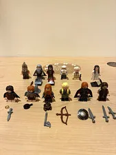LEGO Lord of the Rings Minifigure Lot w/ Accessories Weapons