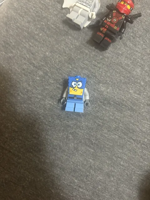 LEGO Spongebob cape Super Hero minifigure 3815 Heroic Heroes of the Deep