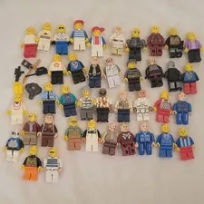 Estoy Bendiedo Estos Juguetes Tal Como Estan Con Rasguño Mistiados En Buen Esta