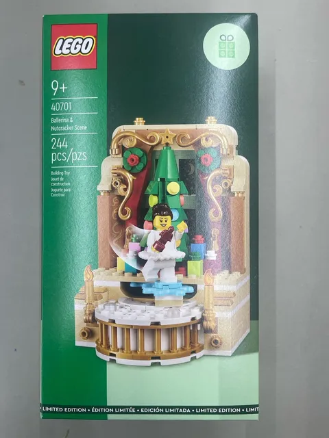 LEGO 40701 Ballerina & Nutcracker Scene Gift with Purchase (New & Sealed)