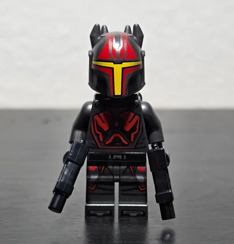 LEGO Star Wars Gar Saxon Minifigure With Backpack And 2 Blasters