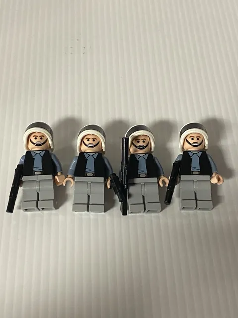 Lego Stars Wars Lot Of 4 Rebel Fleet Minifigures 7668,10198 sw0187