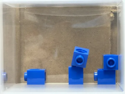 LEGO Parts - Blue Technic, Brick 1 x 1 with Hole - No 6541 - QTY 5