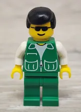 Lego pck019 Jacket Green 2 Large Pockets Green Legs Black Male Hair Minifigure