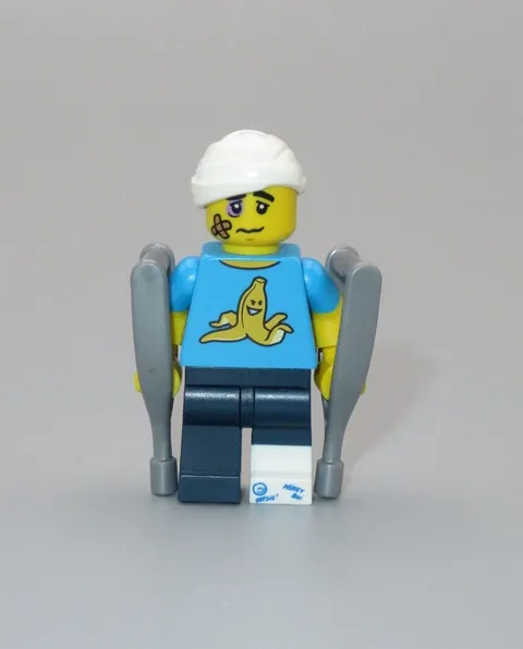LEGO Clumsy guy crutches injured cast  CMF minifigure collectible series 15