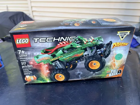LEGO 42149 Technic Monster Jam Dragon 217 Pieces NEW Sealed Retired Small Tear