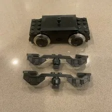 Lego Train 9V Motor with Metal Wheels Decorative Sides 590 Vintage