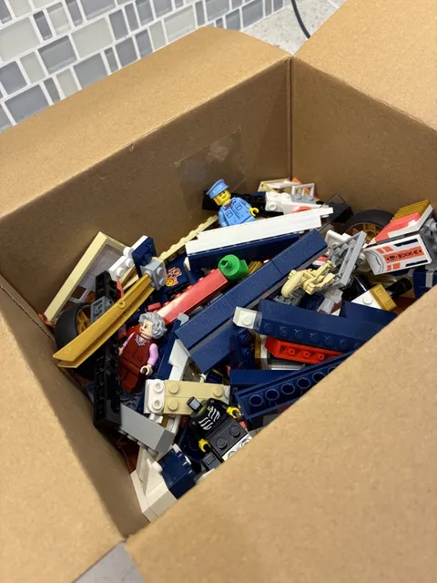 LEGO Bulk Lot Minifigs Parts Pieces FREE figs in desc