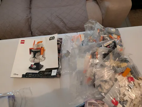 LEGO Star Wars: Clone Commander Cody Helmet (75350)