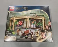 LEGO Harry Potter 76445 Hogwarts Castle Herbology Class MISB! New!